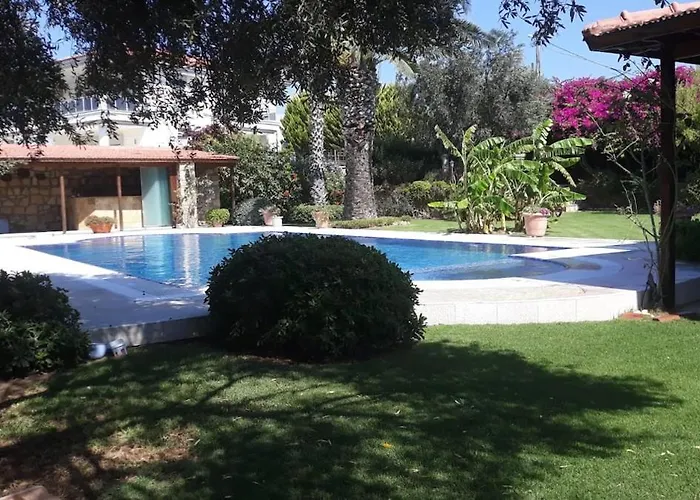 Dalyan With Pool 度假居 Çeşme